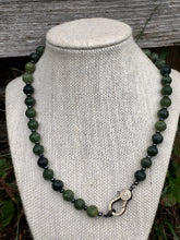 Load image into Gallery viewer, Olive Jade Necklace Set
